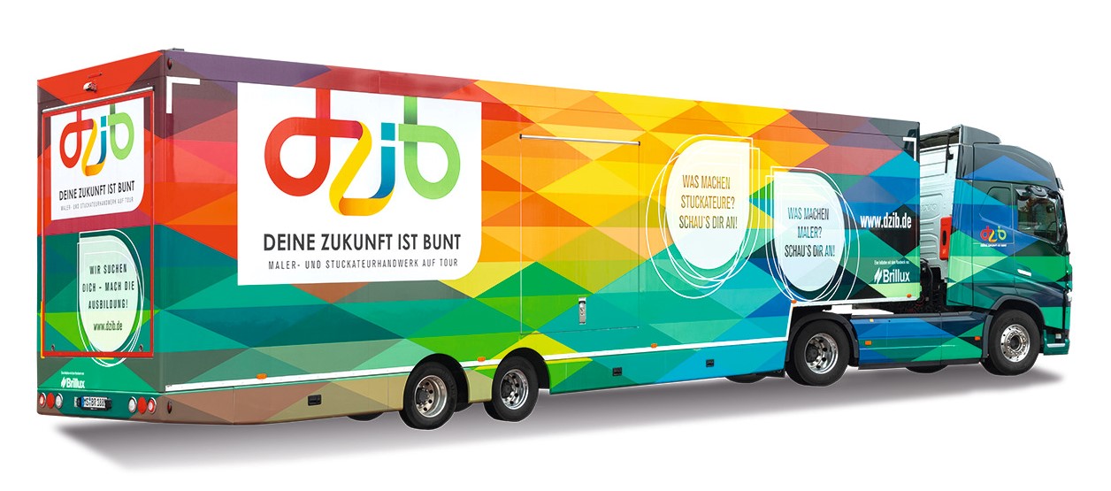 Auch mit dem Showtruck unterstützt die Nachwuchsiniative „Deine Zukunft ist bunt“ Betriebe vor Ort im persönlichen Azubi-Marketing